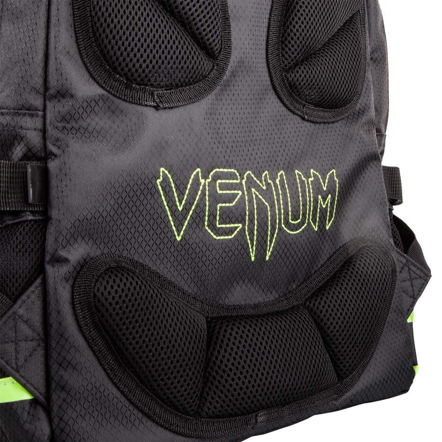 batoh venum challenger pro - černýneo žlutý