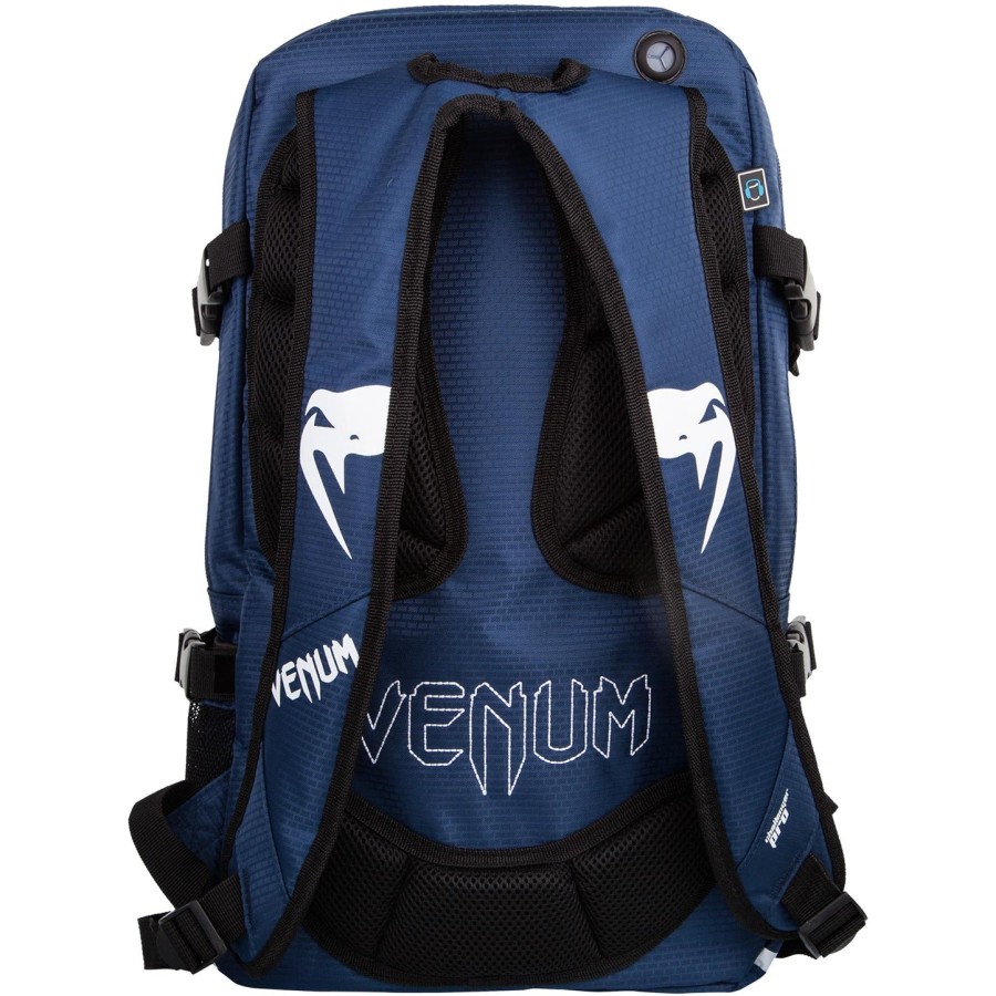 batoh venum challenger pro - tmavě modrýbílý