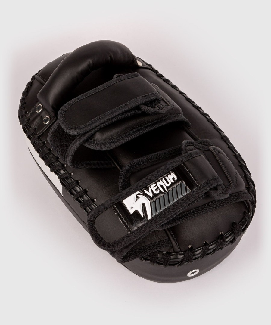 boxerské rukavice venum kick boxing 2.0 micro fiber paos - černo-bílé