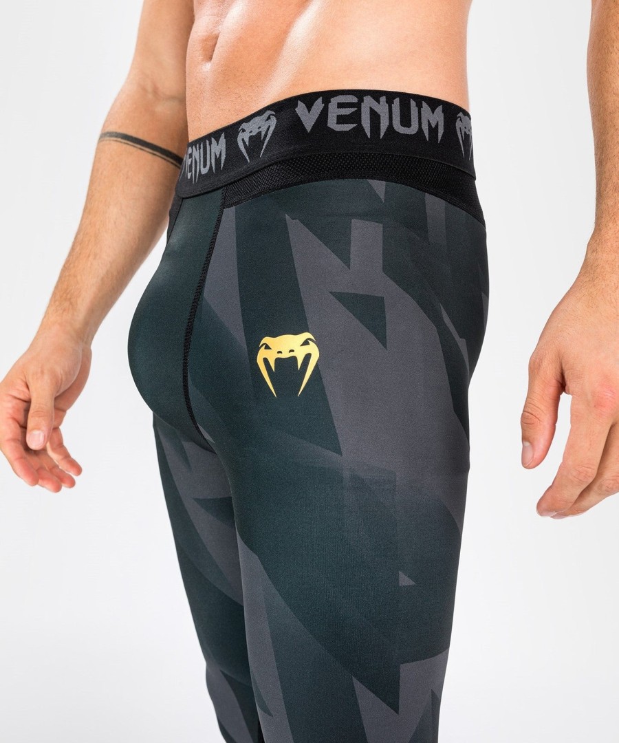 holicí helmy venum razor - černo-zlaté