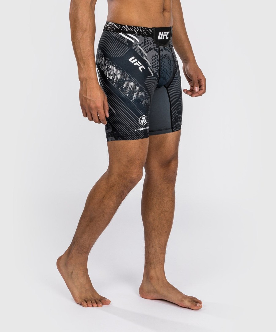 pánské kraťasy ufc adrenaline by venum authentic fight night vale tudo - černé