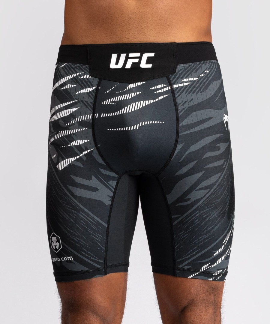 pánské kraťasy ufc fusion by venum authentic fight night vale tudo - černé