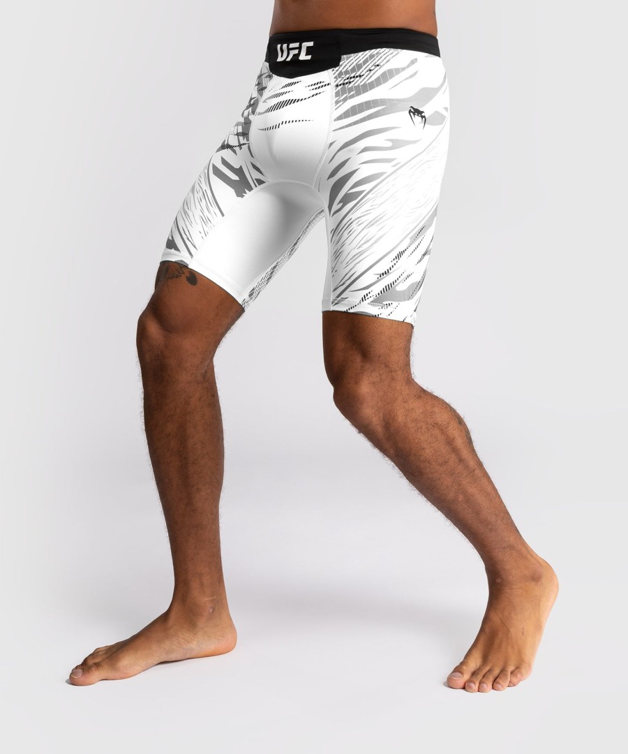 pánské kraťasy ufc fusion by venum authentic fight night vale tudo - bílé