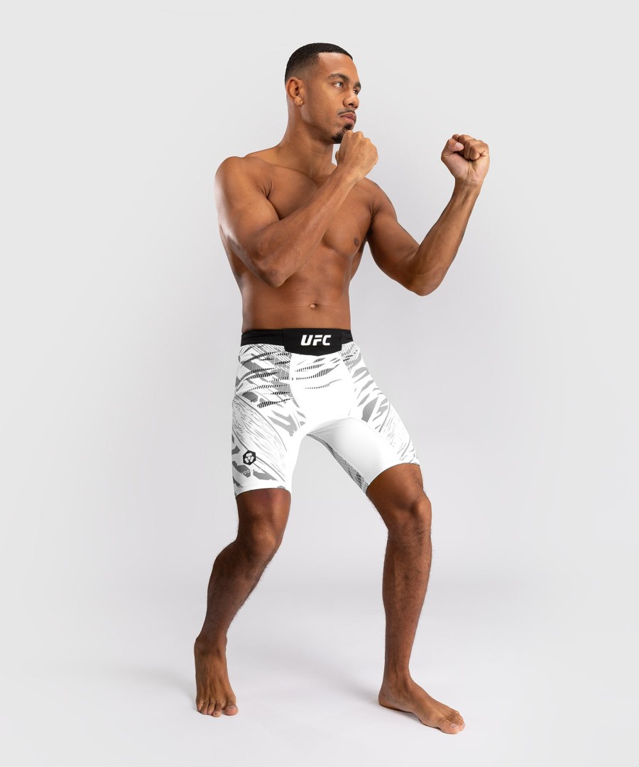 pánské kraťasy ufc fusion by venum authentic fight night vale tudo - bílé
