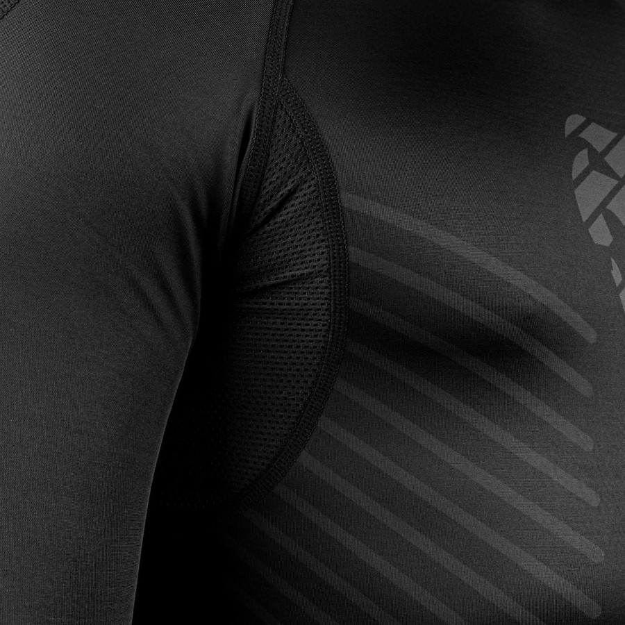 venum plasma rashguard - krátký rukáv - černýčerný