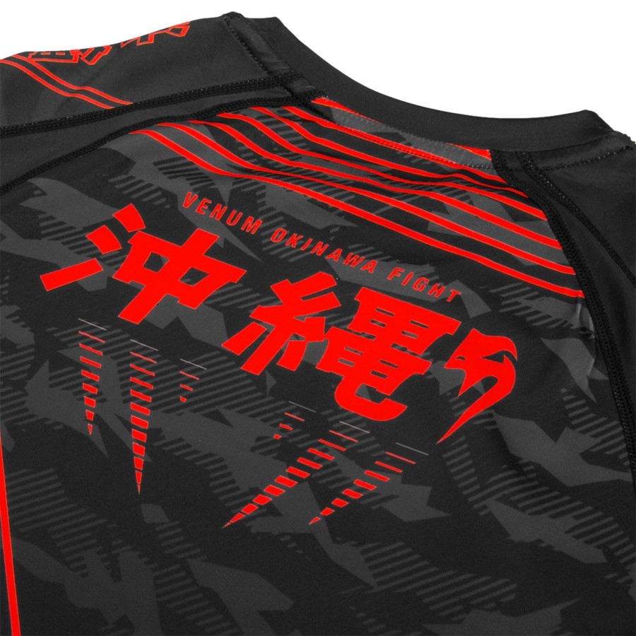 venum okinawa 2.0 rashguard - krátký rukáv - černýčervený
