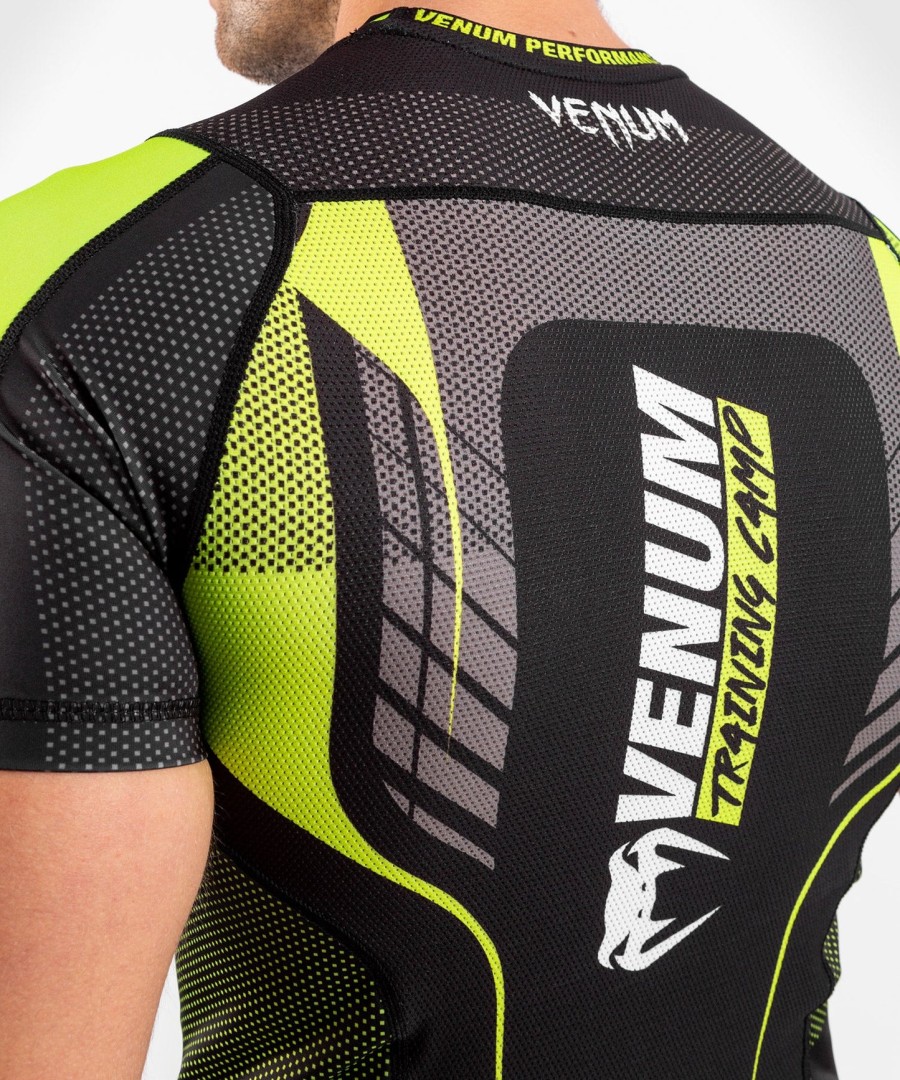 rashguard venum training camp 3.0 - krátký rukáv