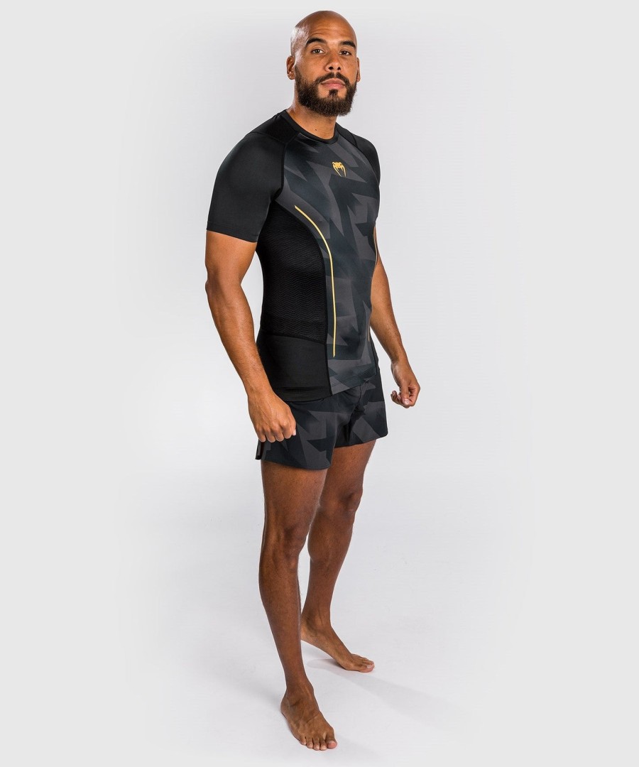 rashguard s krátkým rukávem venum razor - černo-zlatý