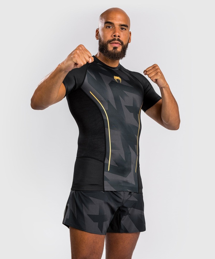 rashguard s krátkým rukávem venum razor - černo-zlatý