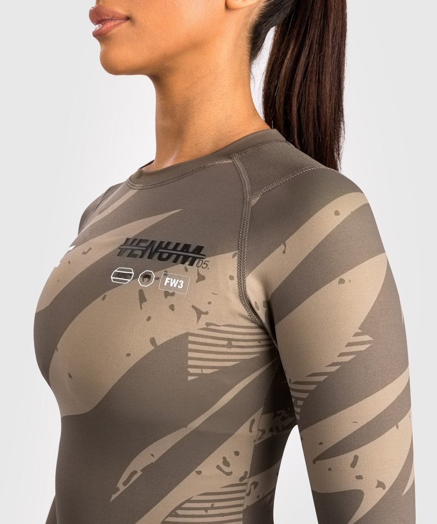 dámský rashguard s dlouhým rukávem ufc adrenaline od venum fight week performance - desert camo