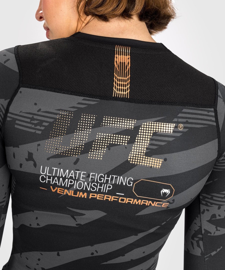 dámský rashguard s dlouhým rukávem ufc adrenaline od venum fight week performance - urban camo