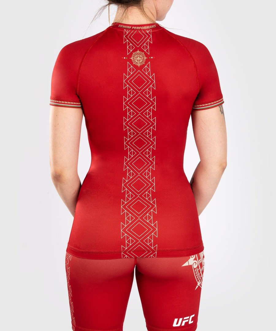 dámský rashguard noche ufc by venum authentic fight night performance s krátkým rukávem - červený