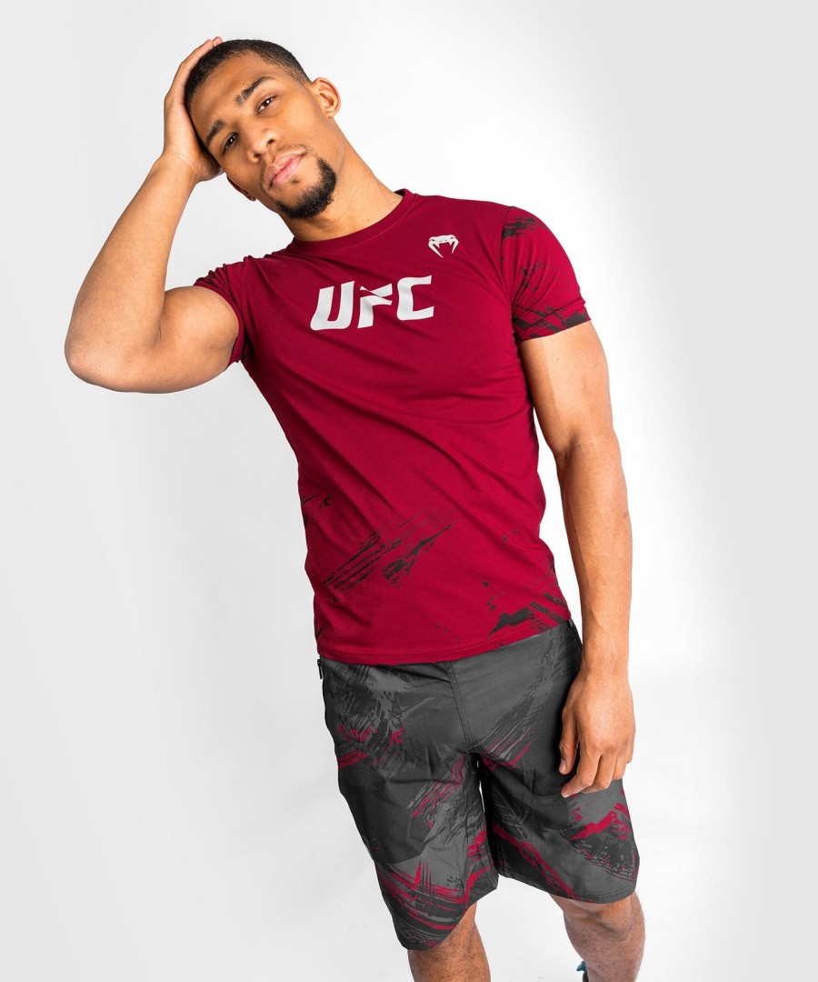 pánské tričko s krátkým rukávem ufc venum authentic fight week 2.0 - červené