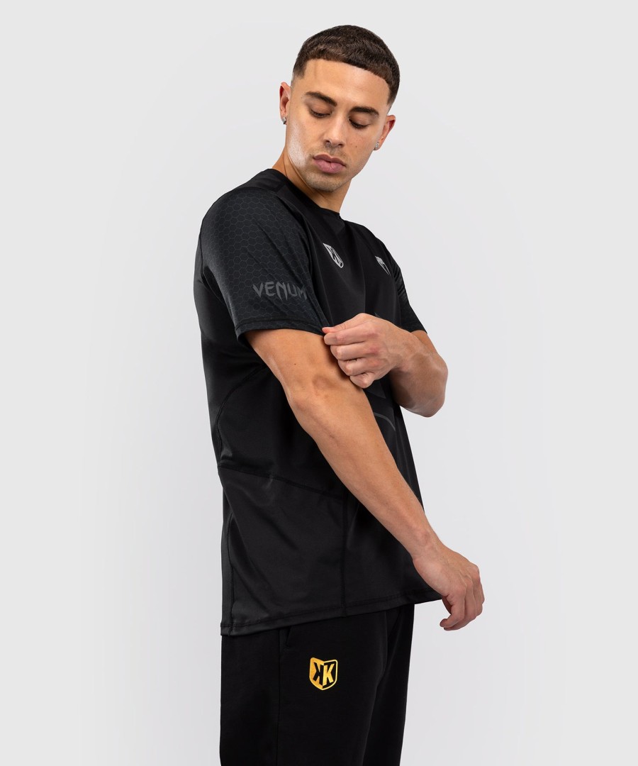 tričko foot korner x venum hexagon mma - černo-stříbrné