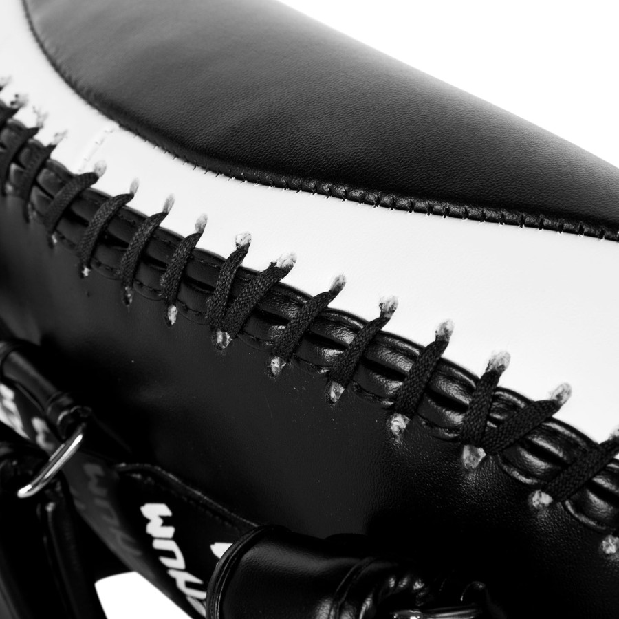 chrániče kopů venum light - skintex leather - blackice pár