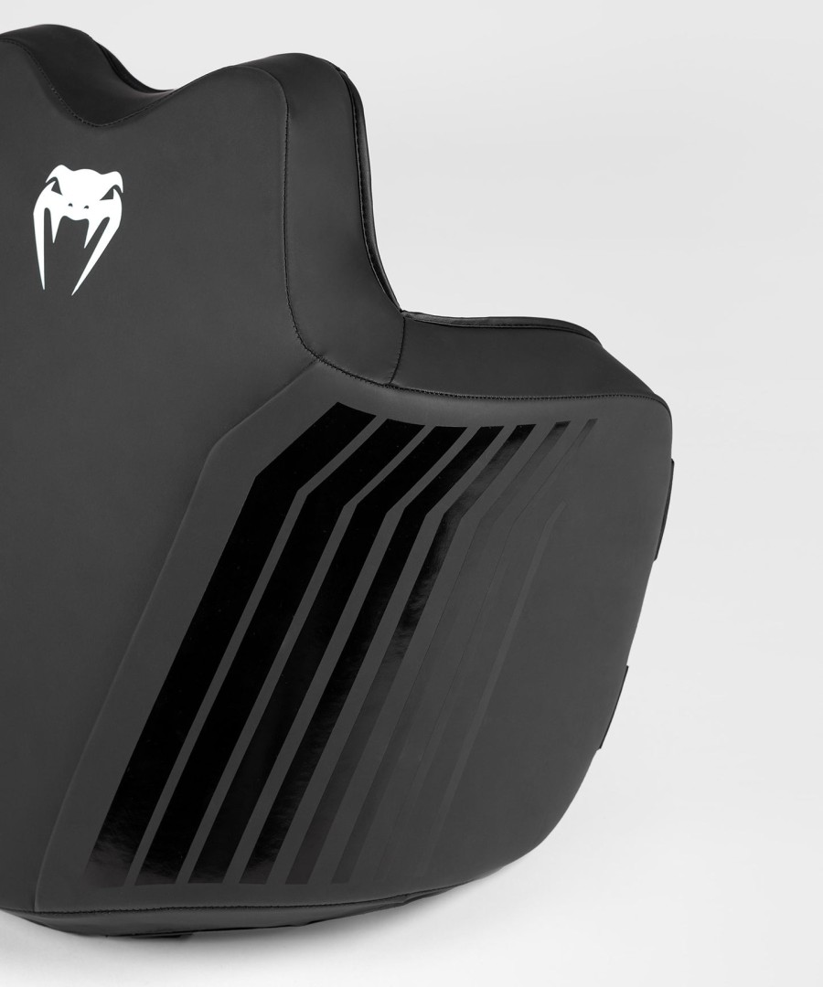 chránič těla venum challenger - černo-bílý