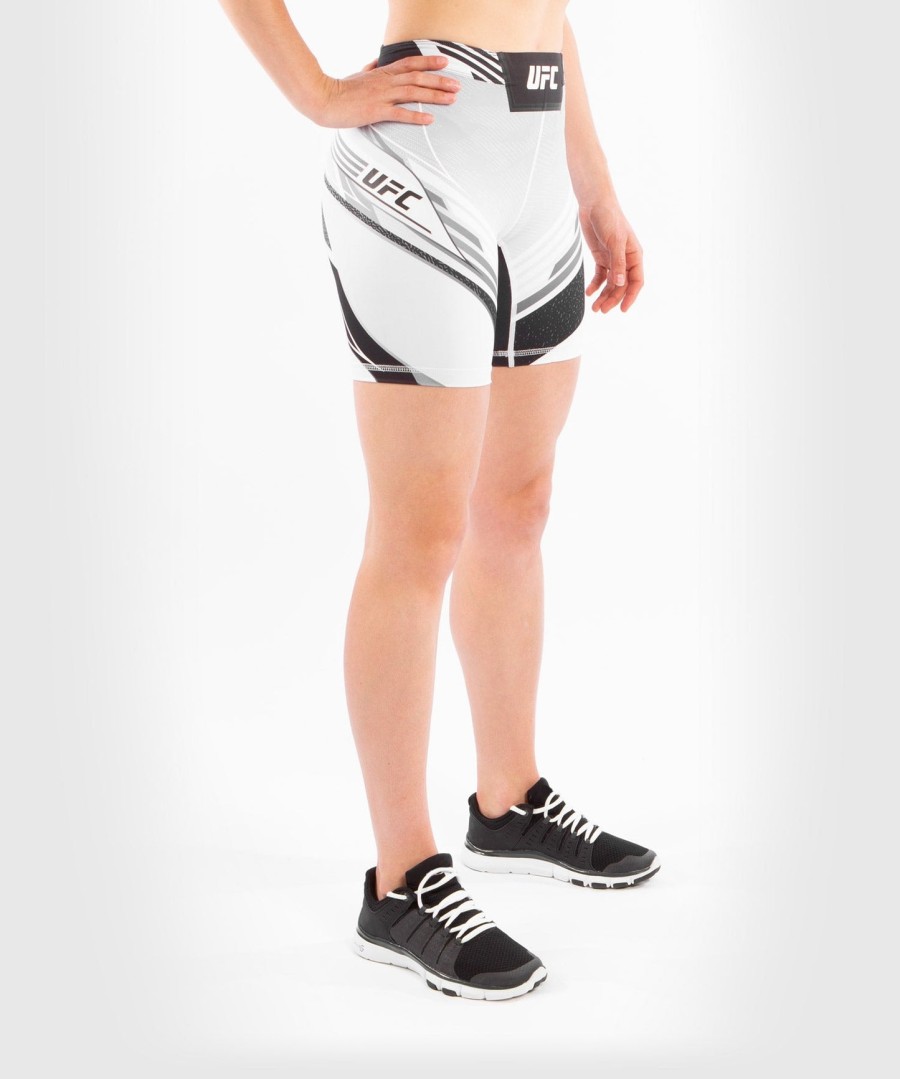 dámské kraťasy ufc venum authentic fight night vale tudo - long fit - bílé