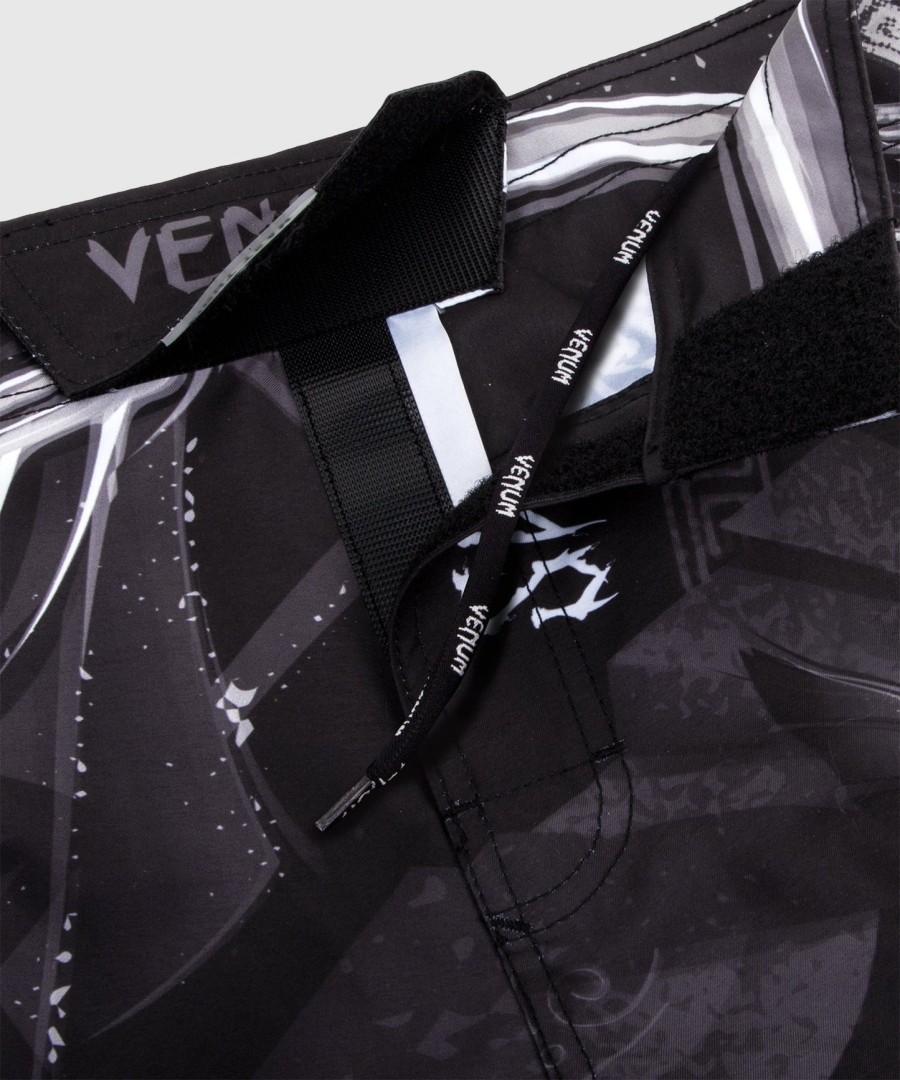 bojové kraťasy venum gladiator 3.0 - černo-bílé