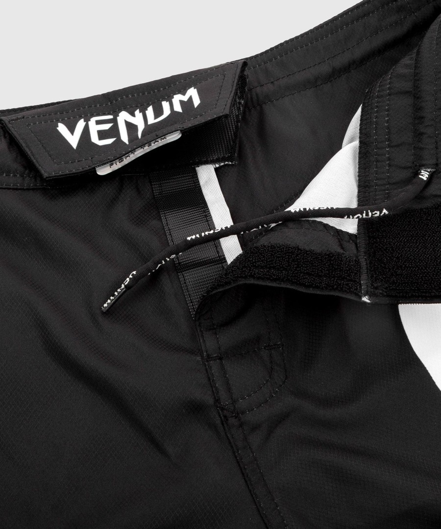 venum light 3.0 fightshorts - Černobílé
