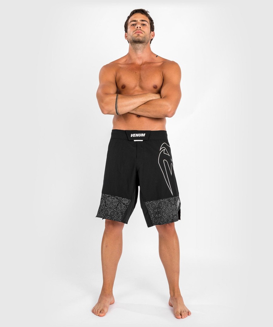 kraťasy fightshorts light 4.0 venum - Černobílé