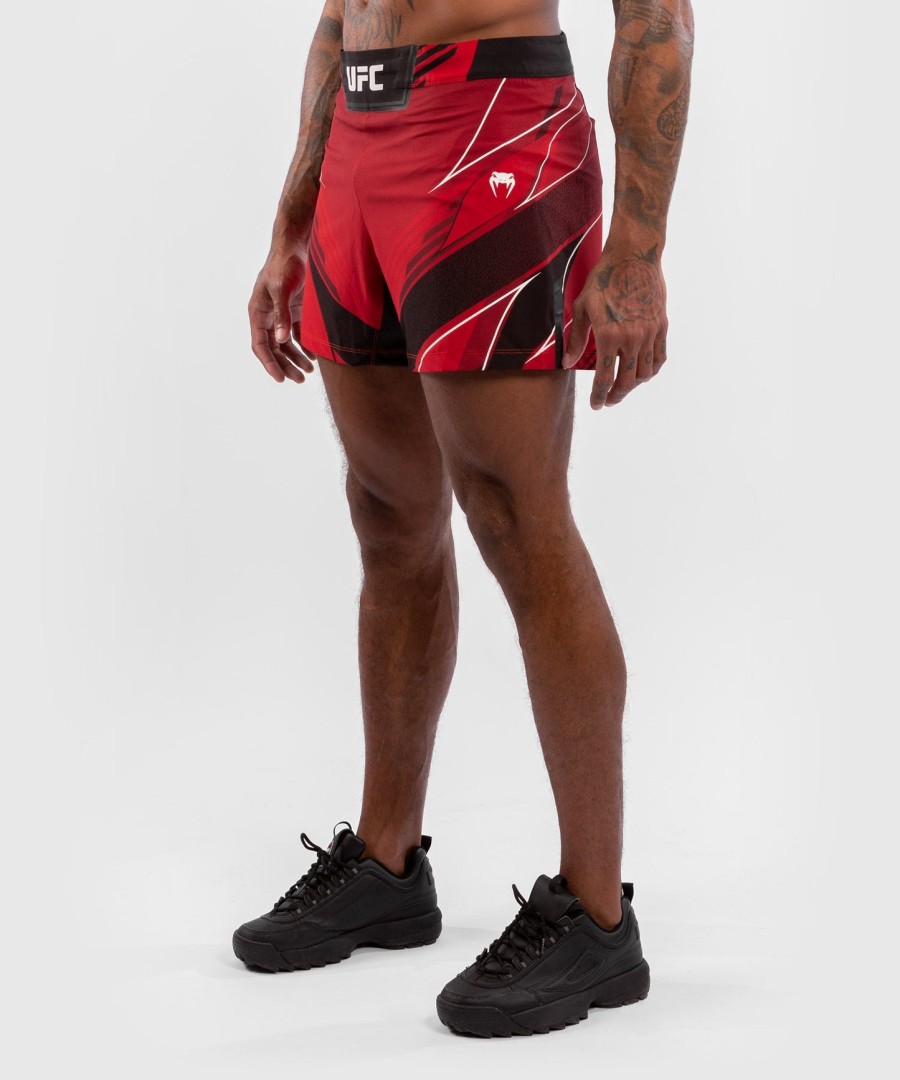 pánské kraťasy ufc venum authentic fight night - short fit - Červené