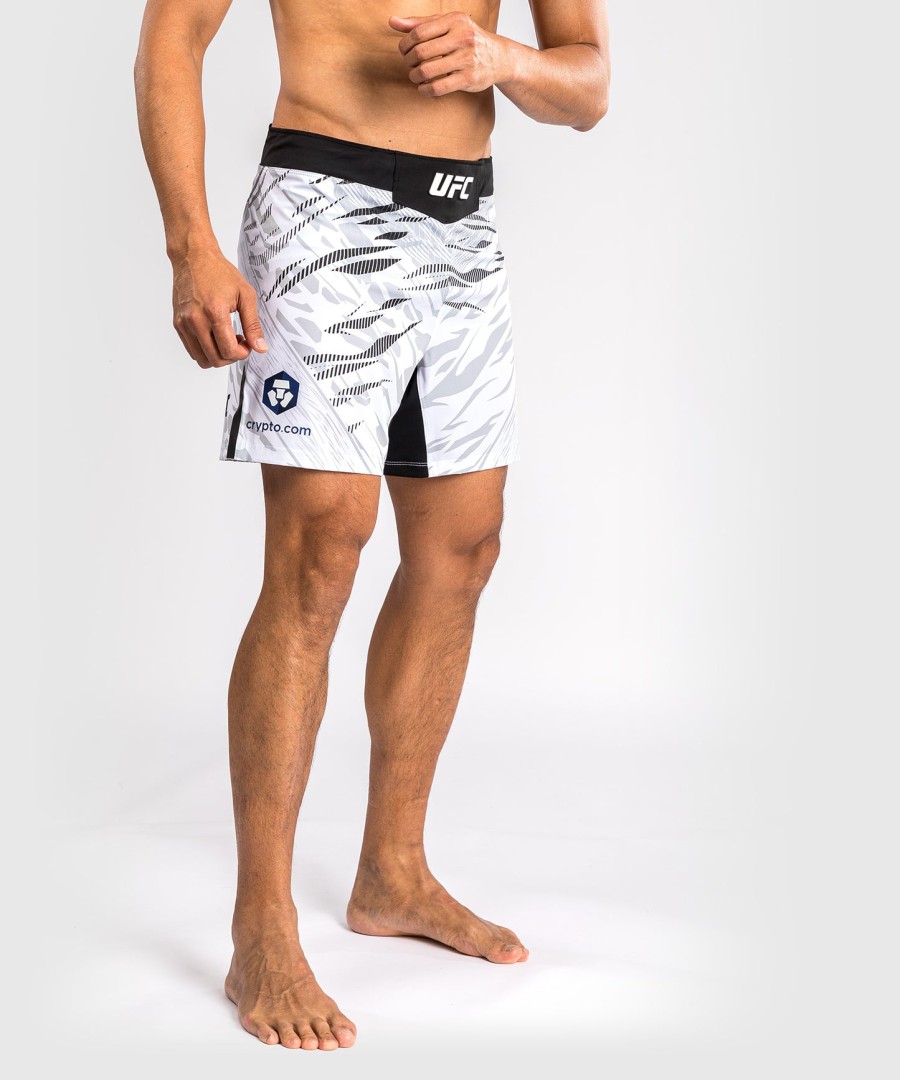 pánské kraťasy ufc fusion by venum authentic fight night fight short - short fit - bílé