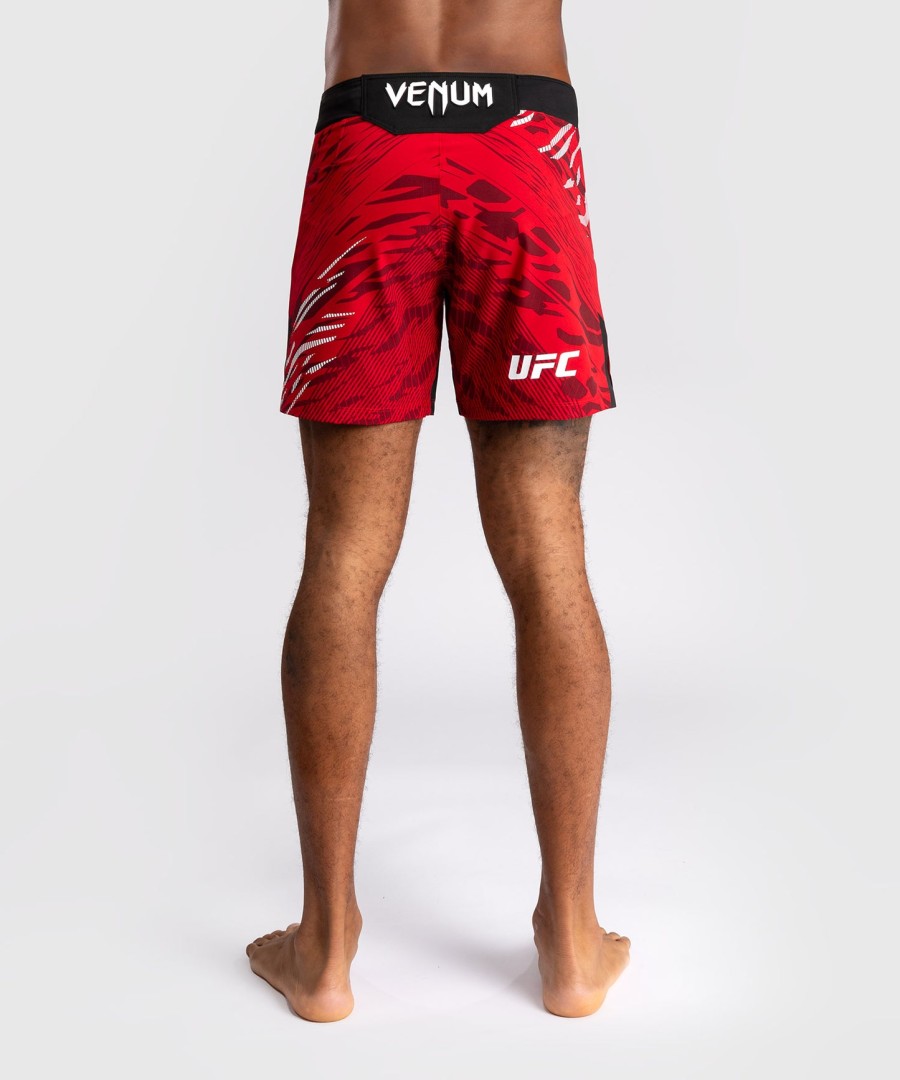 pánské kraťasy ufc fusion by venum authentic fight night fight short - short fit - Červené