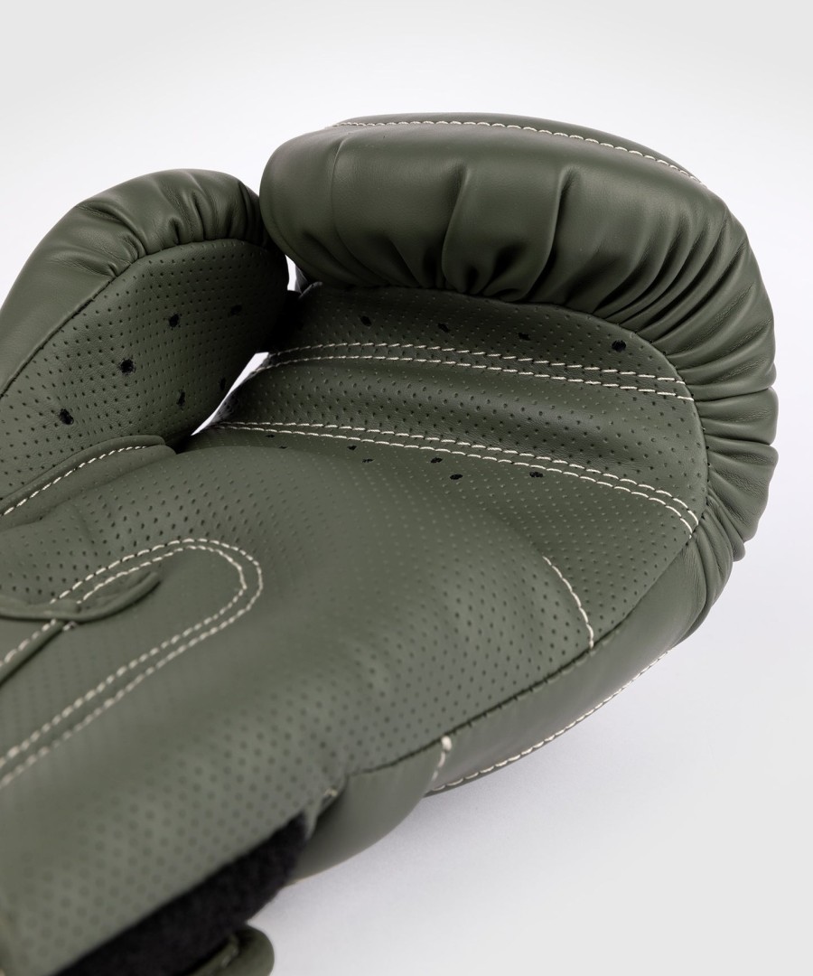 boxerské rukavice venum impact evo - vojensky zelené