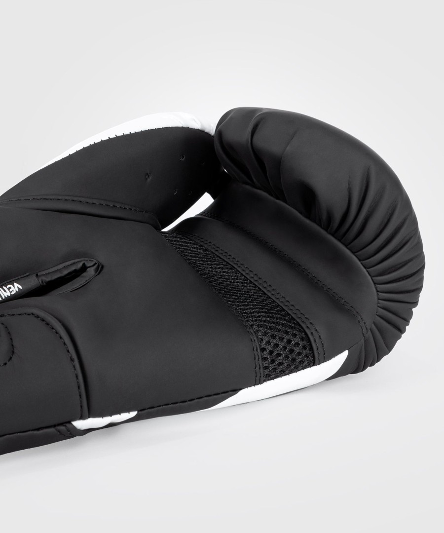 boxerské rukavice venum challenger 4.0 - černo-bílé