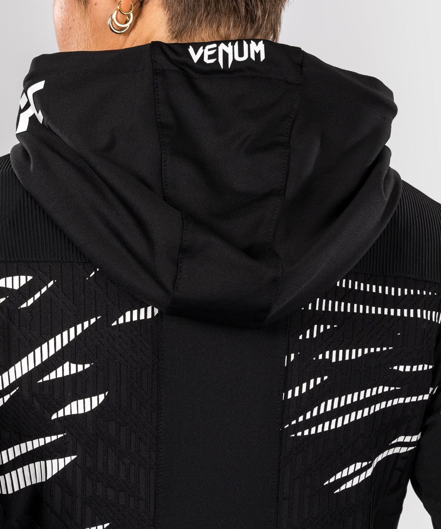 dámská mikina s kapucí ufc fusion by venum authentic fight night walkout - černá