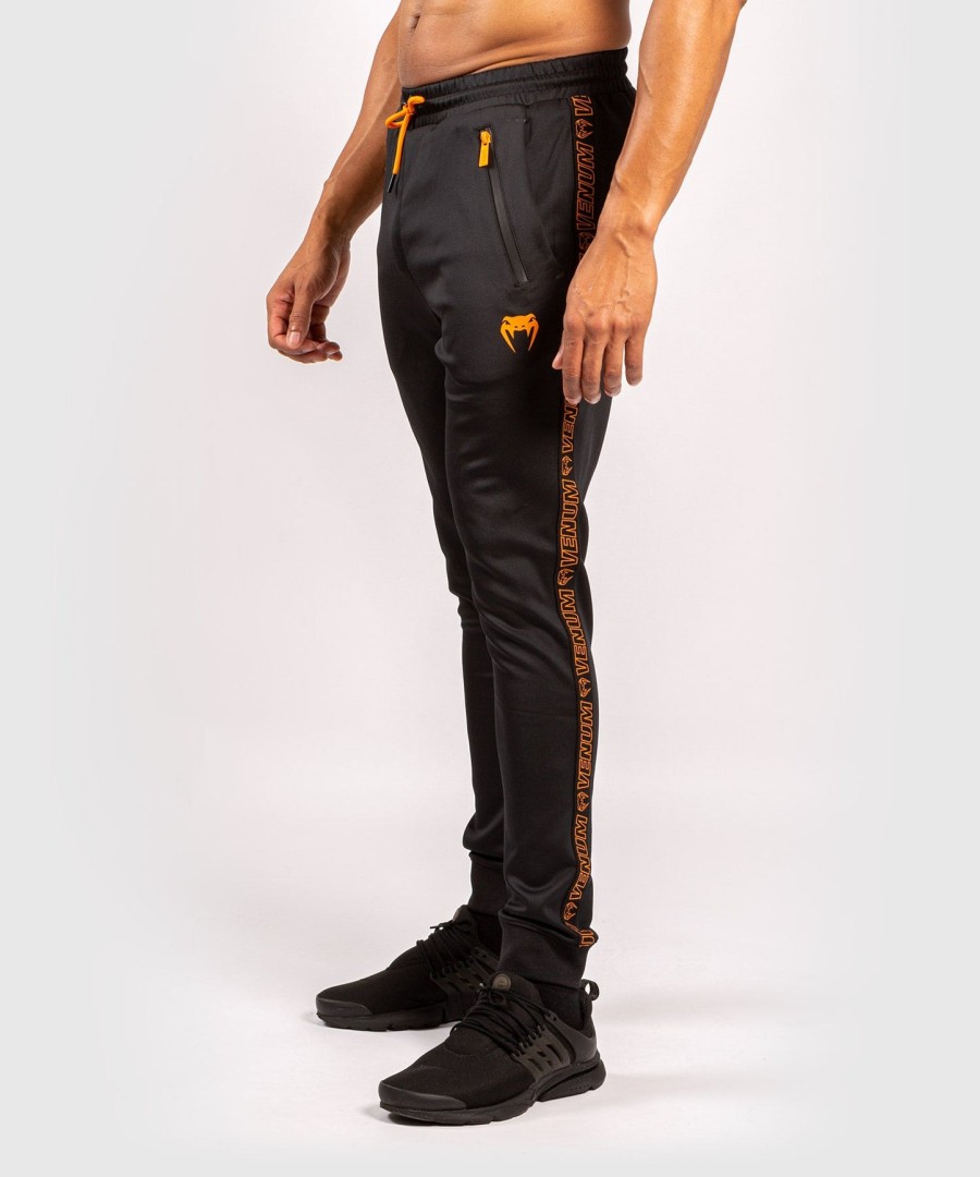 venum club 212 joggers – černáoranžová
