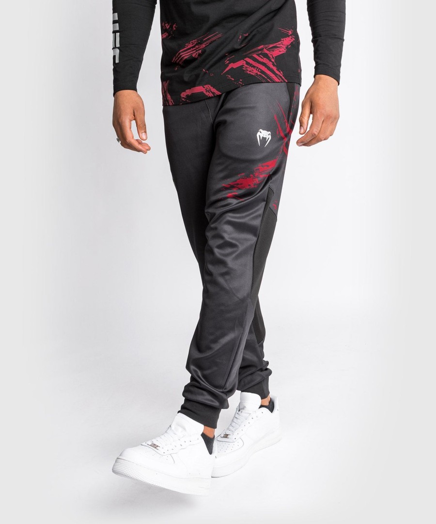 tepláky ufc venum authentic fight week 2.0 - černo-červené