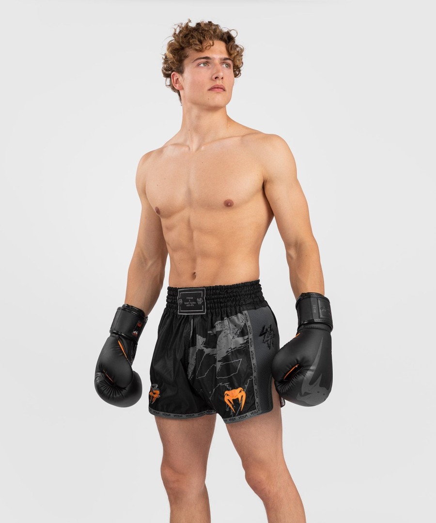 venum s47 muay thaï short - černáoranžová