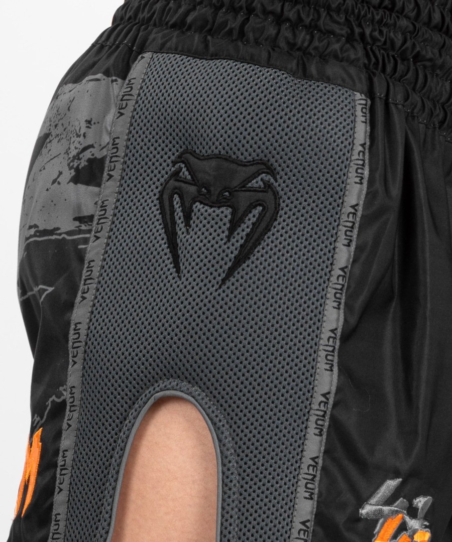 venum s47 muay thaï short - černáoranžová