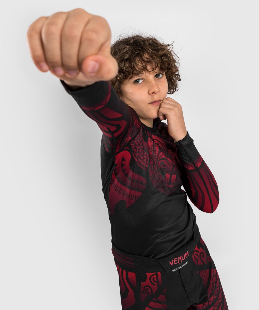 dětský rashguard venum nakahi s dlouhým rukávem - černo-červený
