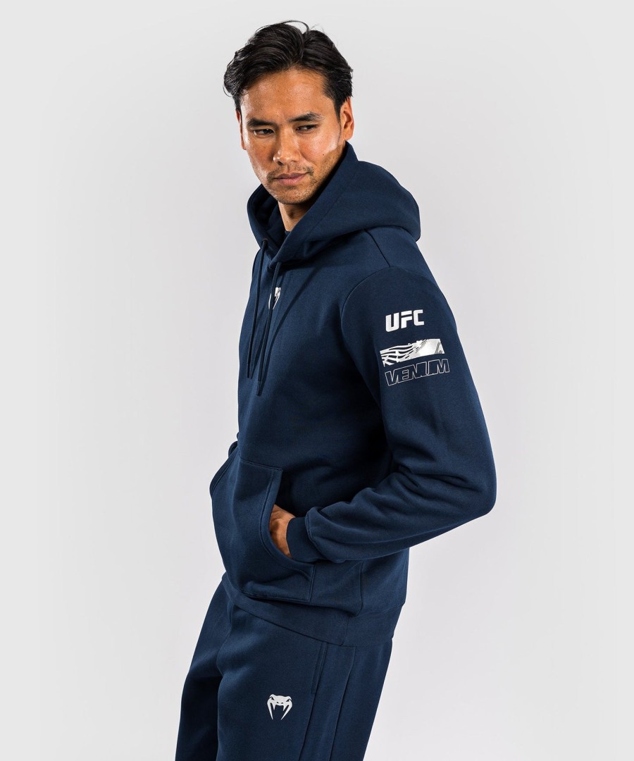 pánská mikina s kapucí ufc fusion by venum fight week - jednobarevná oceánská modrá