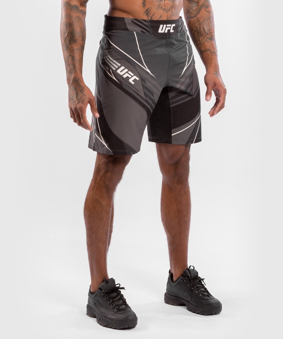 pánské kraťasy ufc venum authentic fight night - long fit - Černé